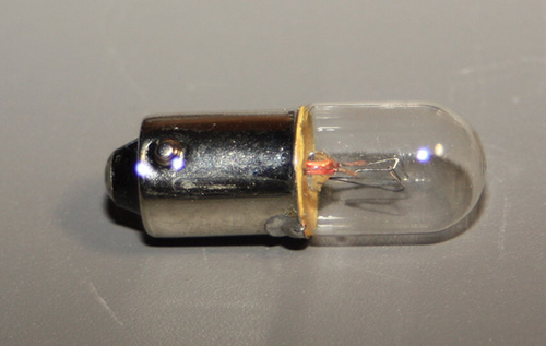 Lamp, 13 Volt, 3 Candle Power, Single Contact